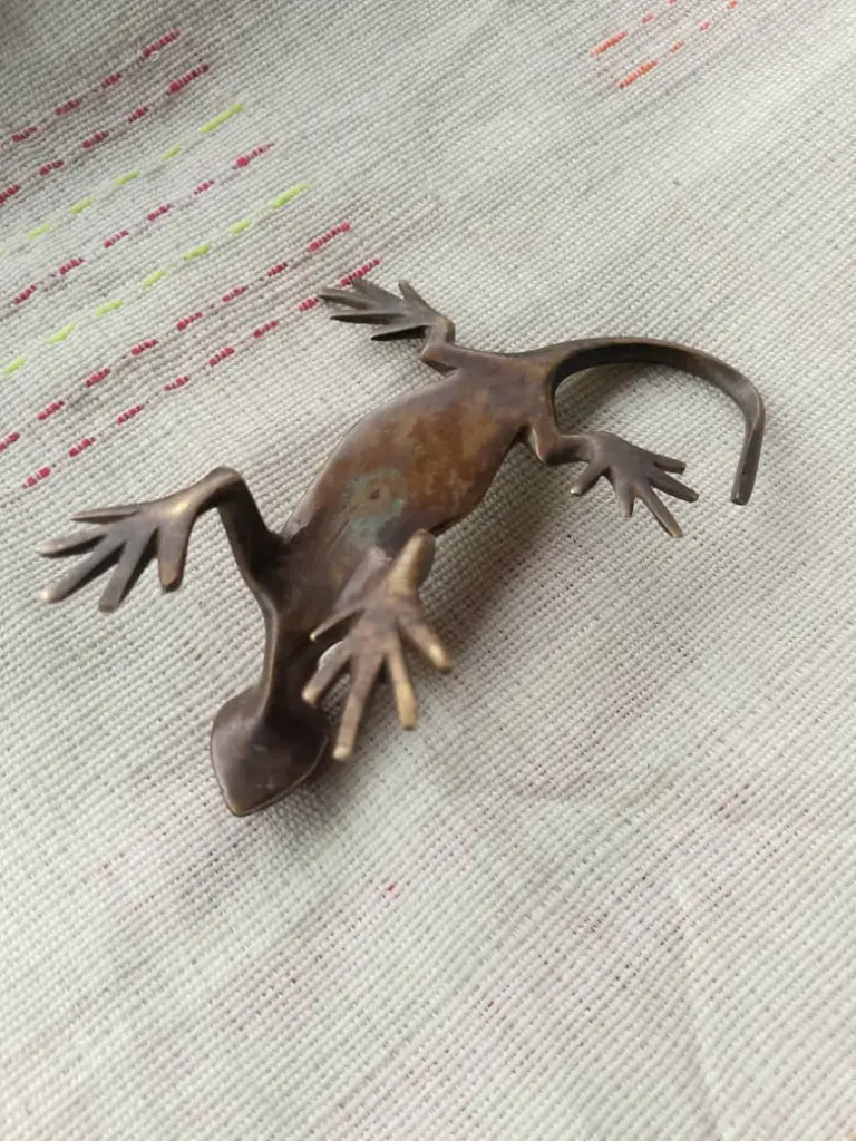 Sculpture_en_bronze_l_zard.webp