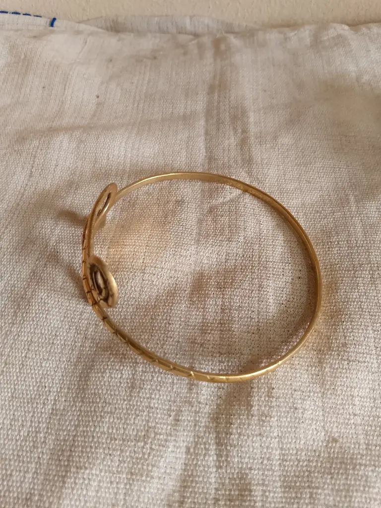 Bijoux_en_bronze_vintage.webp