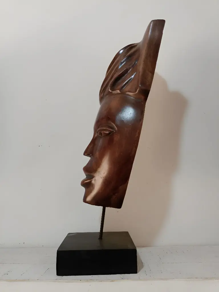 art_africain_masque_en_bois (1).webp