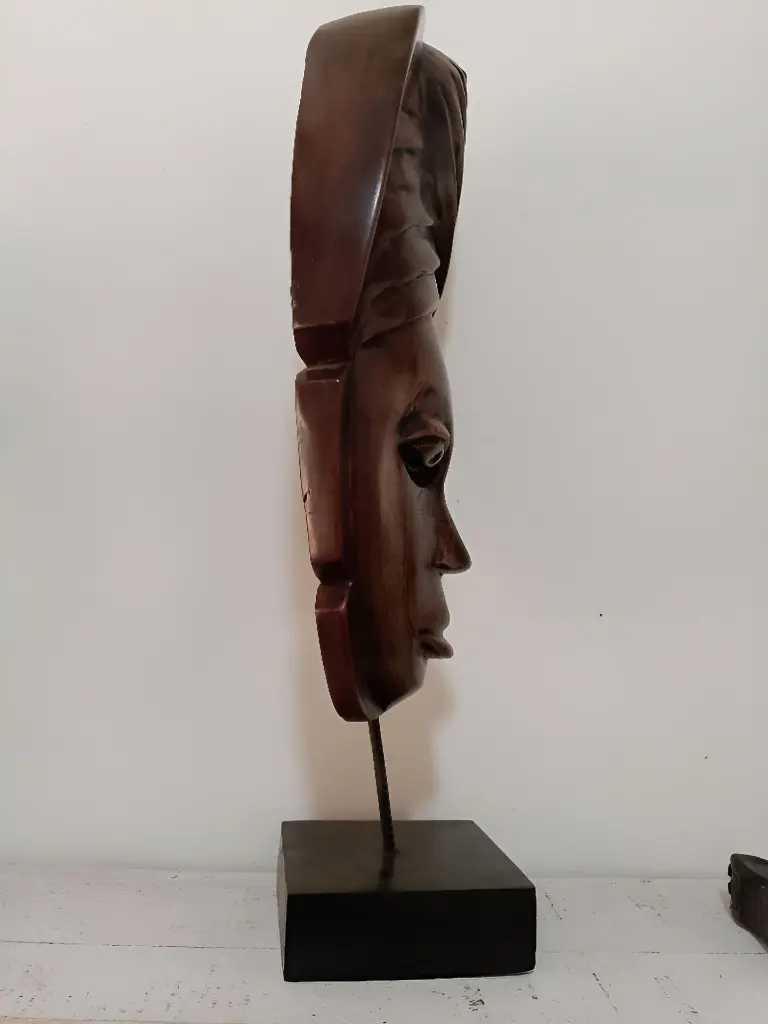 sculpture_artisanale_b_ne_50_cm.webp